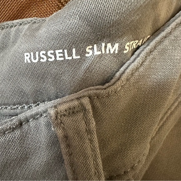 NWT DL1961 Russell Slim Straight Leg Jeans, 34x32 reg $225 - Picture 8 of 10